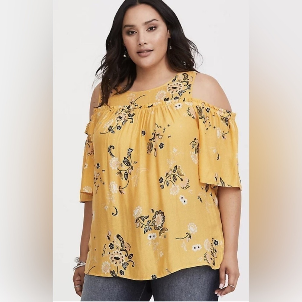 Torrid Women's Size 1 Cold Shoulder Top Pleated Floral Print Yellow Ruffles